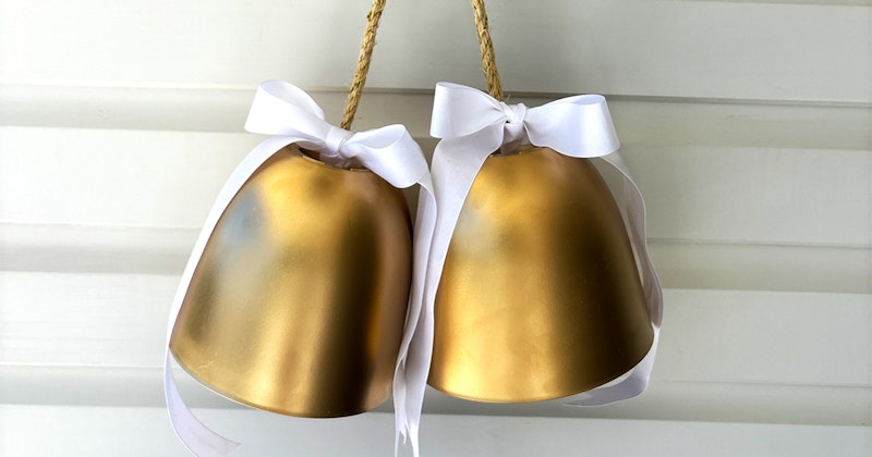 DIY Christmas Bells In Under An Hour